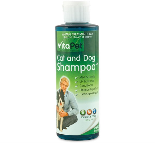 VitaPet Cat and Dog Shampoo